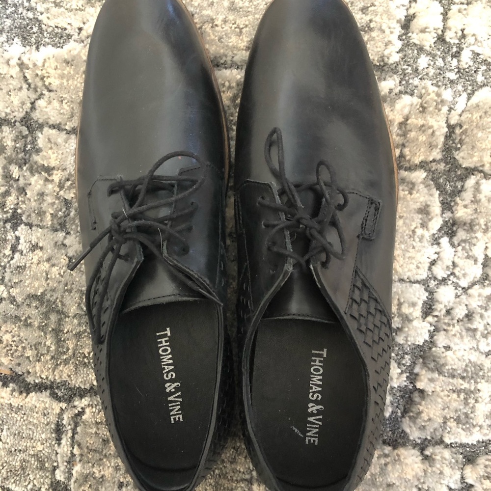 Thomas and vine men’s dress shoes NWOT